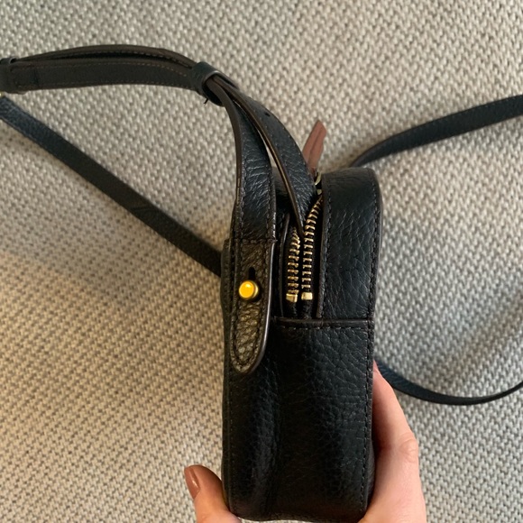 Fossil Leather Purse - Picture 4 of 6